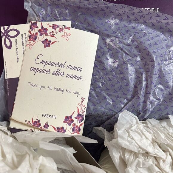 Veerah Pumps Size 10 Women's Volcano Red "The Florence" With Fringes Heels Party - Picture 10 of 11